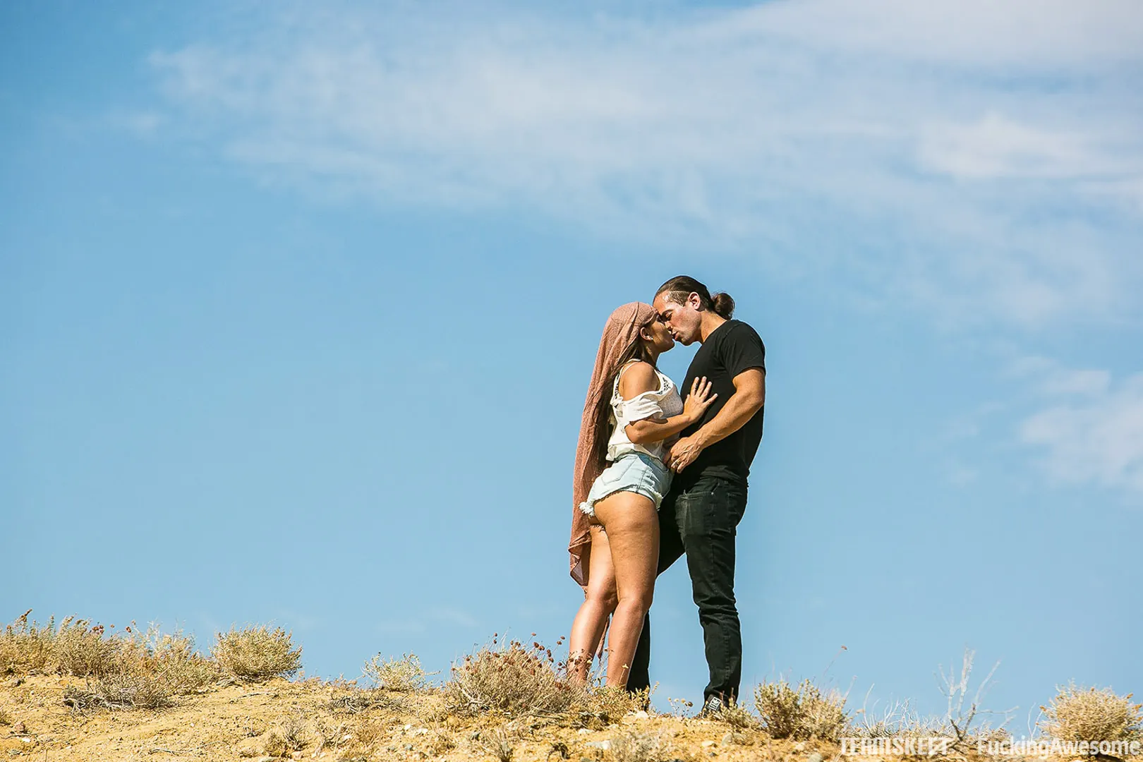 Team Skeet 'El vagabundo' protagonizando Gabriella Paltrova (foto 4)