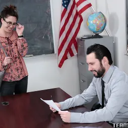 Geneva King en 'Team Skeet' Relájate con mi hija (Miniatura 84)