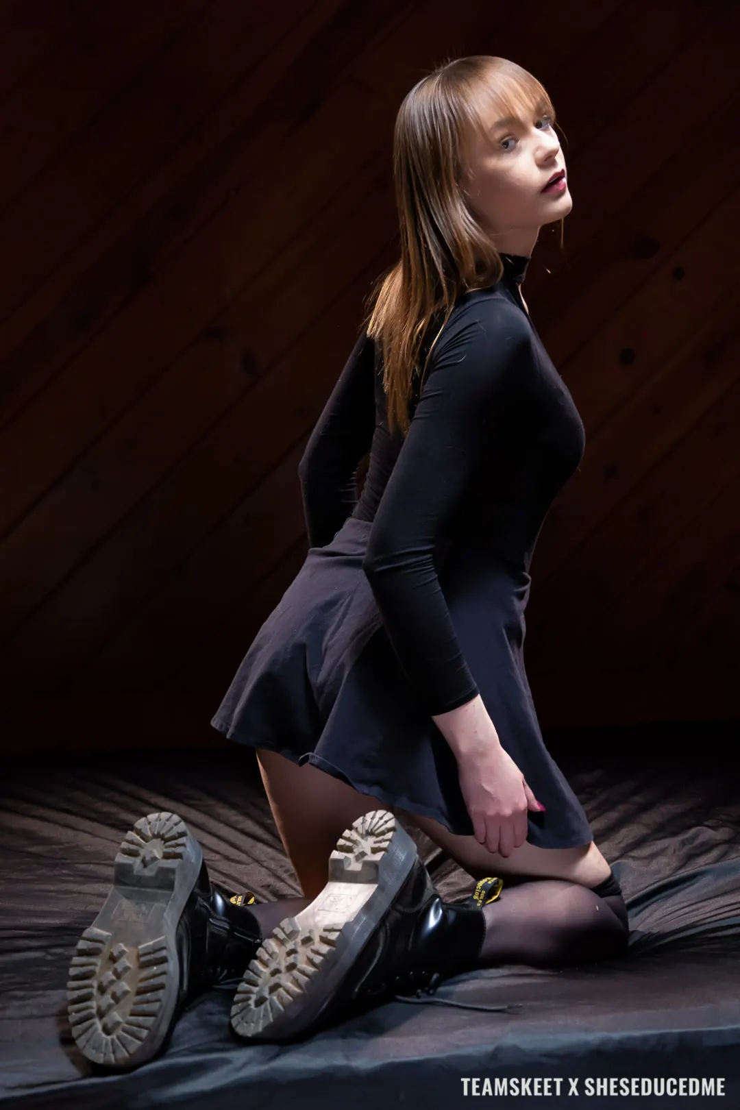 Georgia Jones en 'El interrogatorio' from 'Team Skeet' (foto 28) Team Skeet 'El interrogatorio' protagonizando Georgia Jones (foto 28)