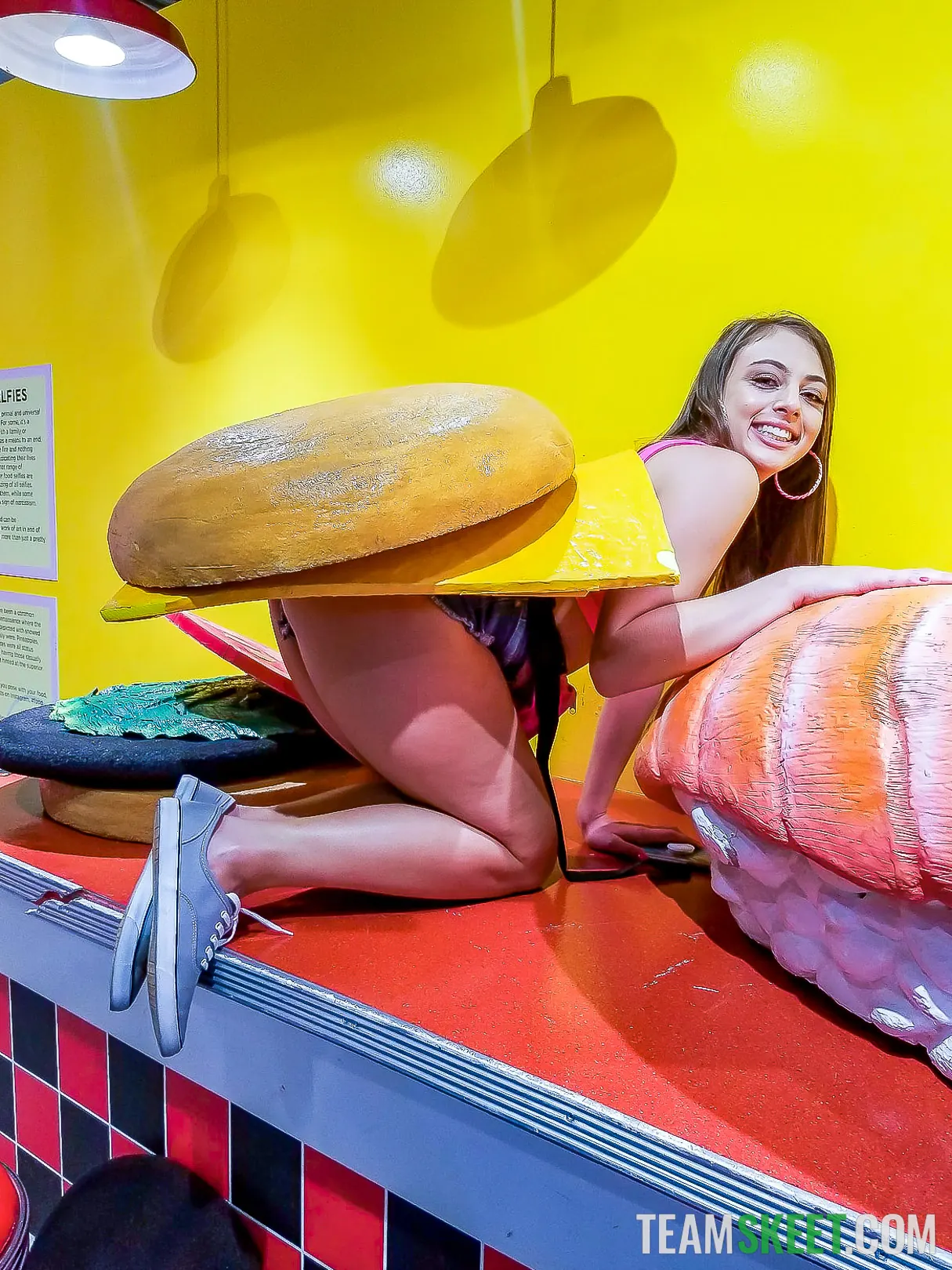 Team Skeet 'Dejándolo colgado' protagonizando Gia Derza (foto 12)