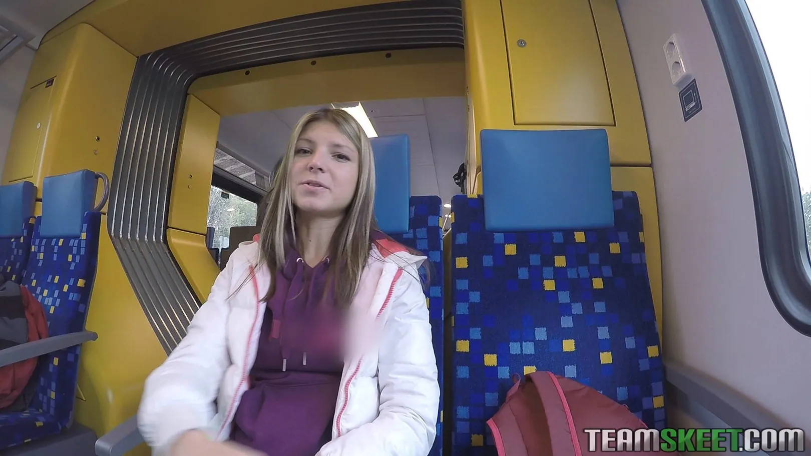 Team Skeet 'Adolescente rusa ama el dinero' protagonizando Gina Gerson (foto 5)