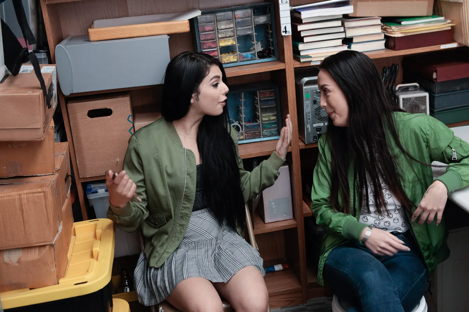 Team Skeet 'Caso N° 7968433' protagonizando Gina Valentina (foto 9)