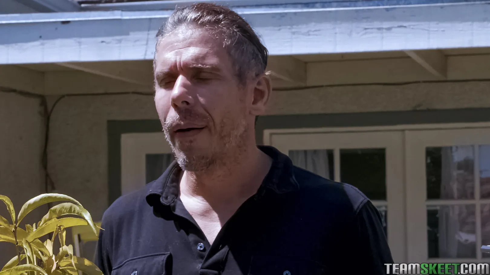 Team Skeet 'The Neighboors Daughter' starring Gina Valentina (Photo 4)