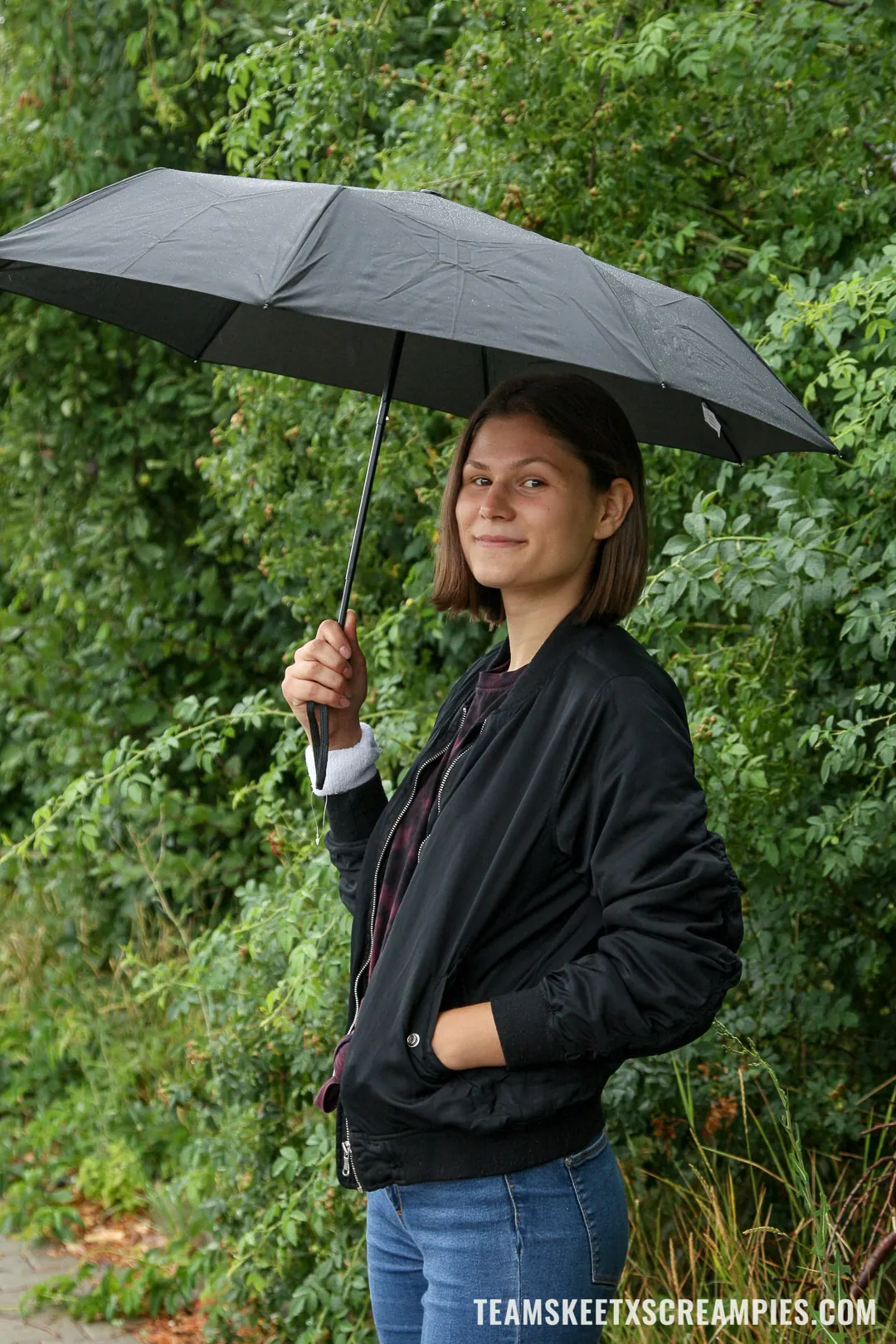 Grace Carson en 'Lecciones de un chico patinador' from 'Team Skeet' (foto 1) Team Skeet 'Lecciones de un chico patinador' protagonizando Grace Carson (foto 1)