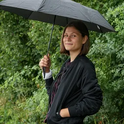 Grace Carson in Lessons From A Skater Boy (Photo 1) Grace Carson in 'Team Skeet' Lessons From A Skater Boy (Thumbnail 1)