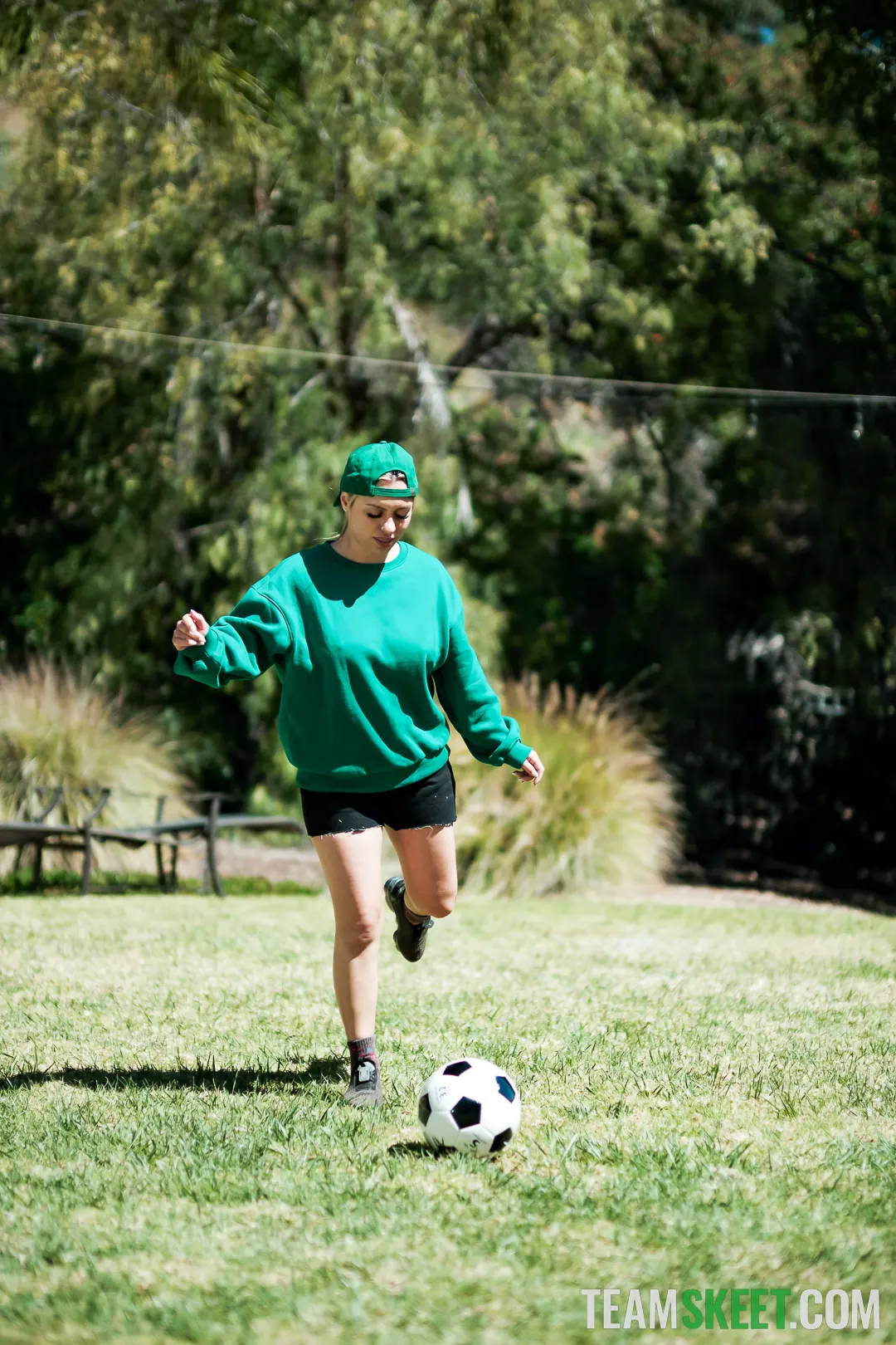 Team Skeet 'A Friend With Big, Big Benefits' starring Gypsy Rose (Photo 1)