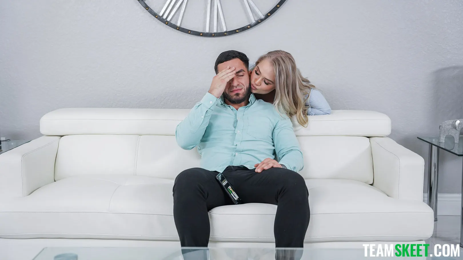 Team Skeet 'Concepto: No es mi familia' protagonizando Harley King (foto 104)