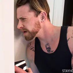 Harlowe Blue en 'Team Skeet' Programa de cuarentena (Miniatura 120)