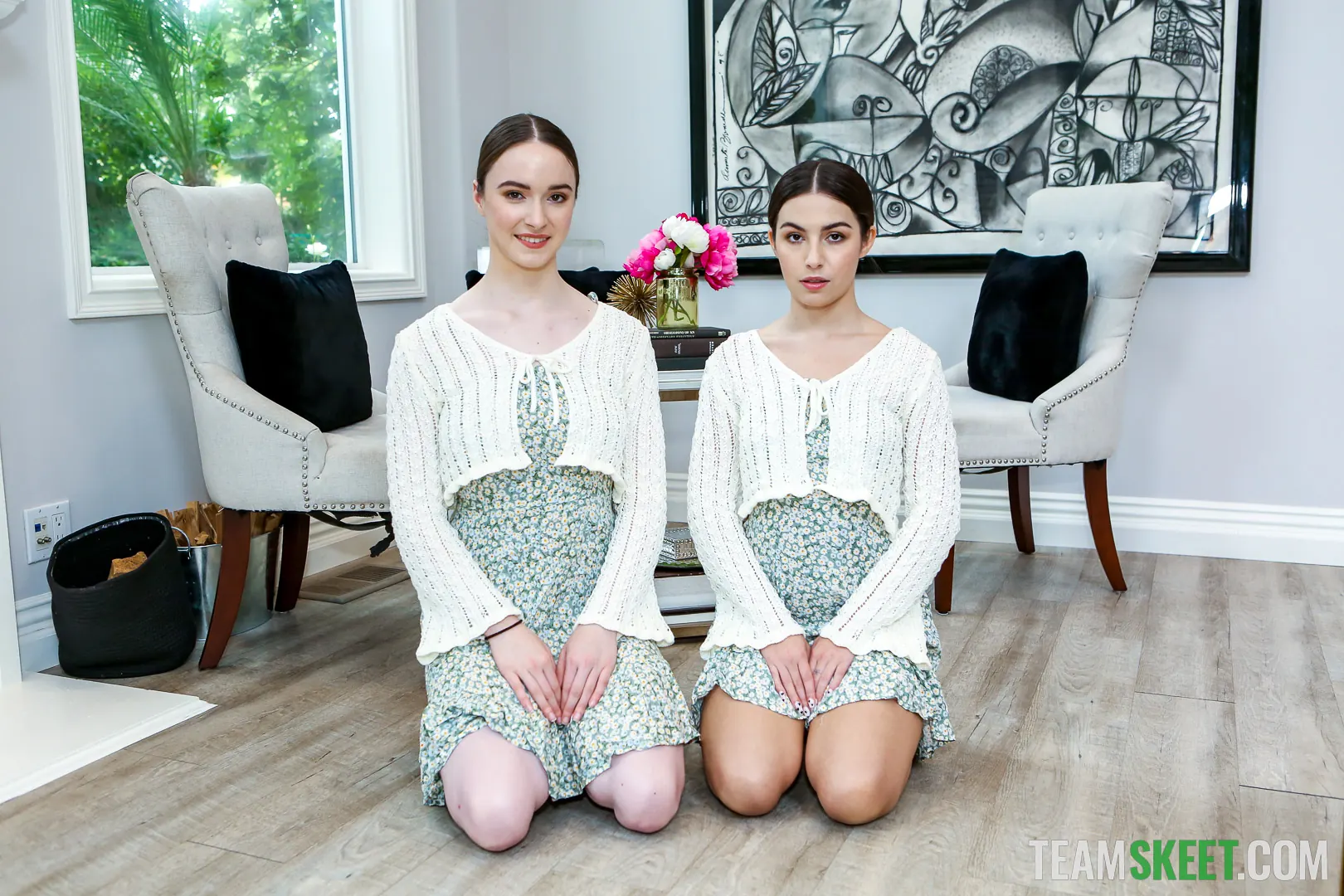 Team Skeet 'Twinning Attitude' starring Hazel Moore (Photo 8)