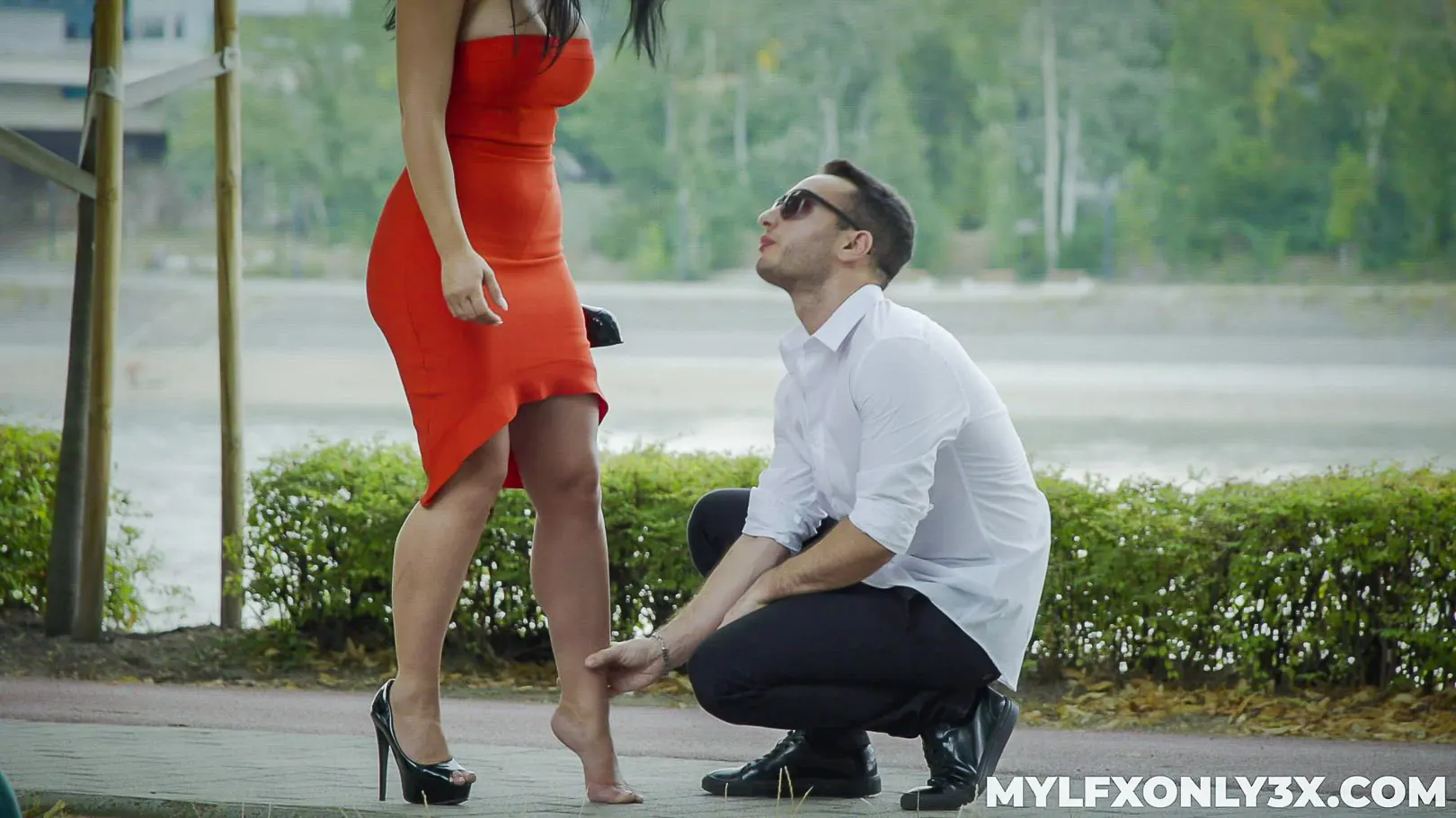 Team Skeet 'The Broken Heel' starring Honey Damon (Photo 5)