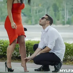 Honey Damon in 'Team Skeet' The Broken Heel (Thumbnail 5)