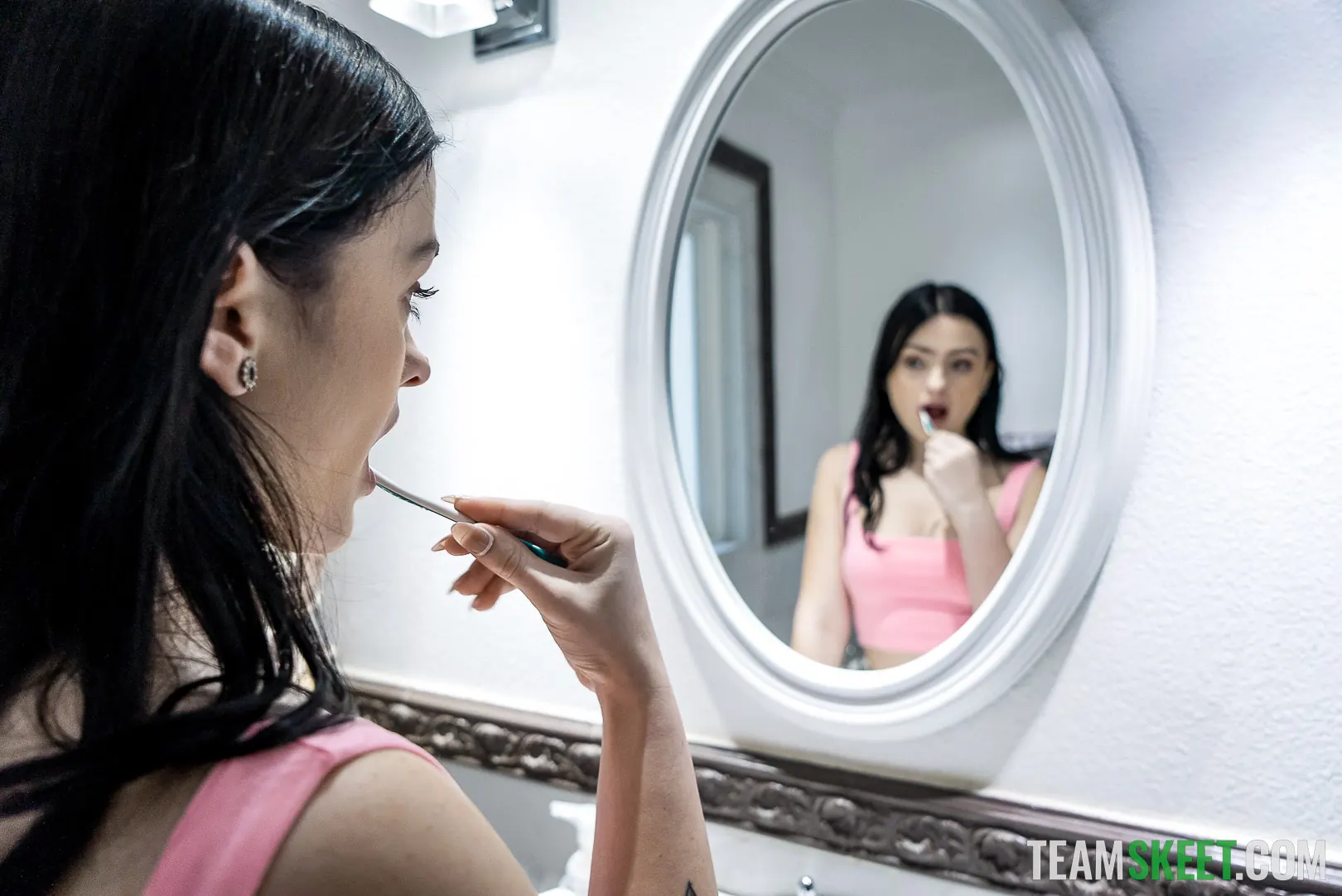 Team Skeet 'Poking Fun' starring Imani Valor (Photo 50)