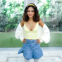 Isabella Jules in 'Team Skeet' is New, Innocent, and Sweet, but She's Desperate for Cock! (Thumbnail 1)