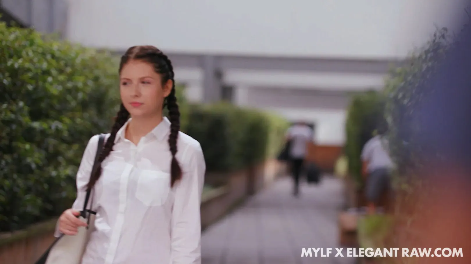 Team Skeet 'Impresionante colegiala' protagonizando Izzy Bella Blu (foto 1)