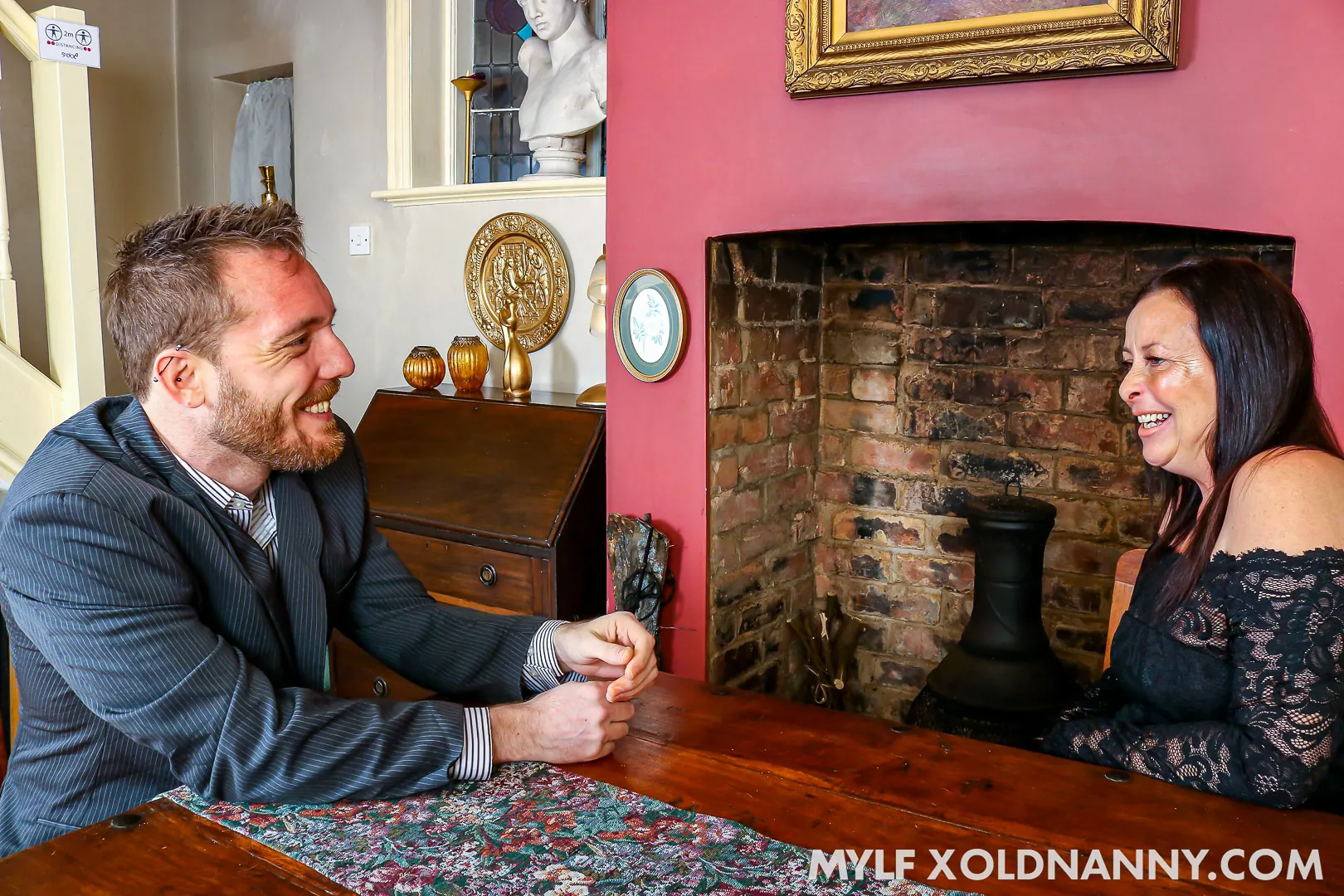 Team Skeet 'Por favor quédate' protagonizando Jade J (foto 4)