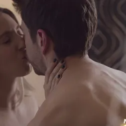 Jane Jones en Lento, tierno, caliente (foto 72) Jane Jones en 'Team Skeet' Lento, tierno, caliente (Miniatura 72)