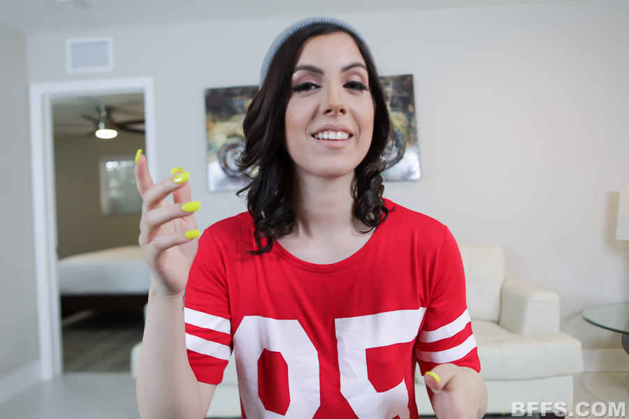 Jessa Blue in 'Team Skeet' Hoes Before Bros (Thumbnail 1)