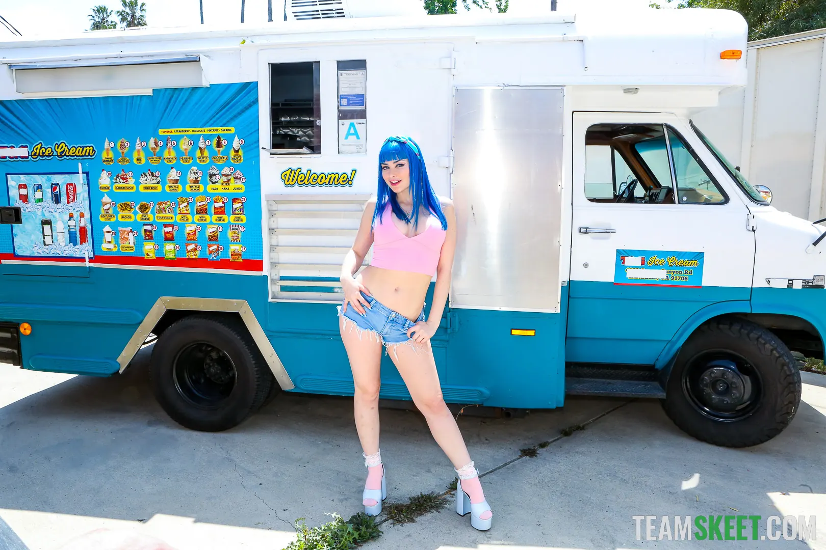 Jewelz Blu in 'Ice Cream Time' from 'Team Skeet' (Photo 1) Team Skeet 'Ice Cream Time' starring Jewelz Blu (Photo 1)