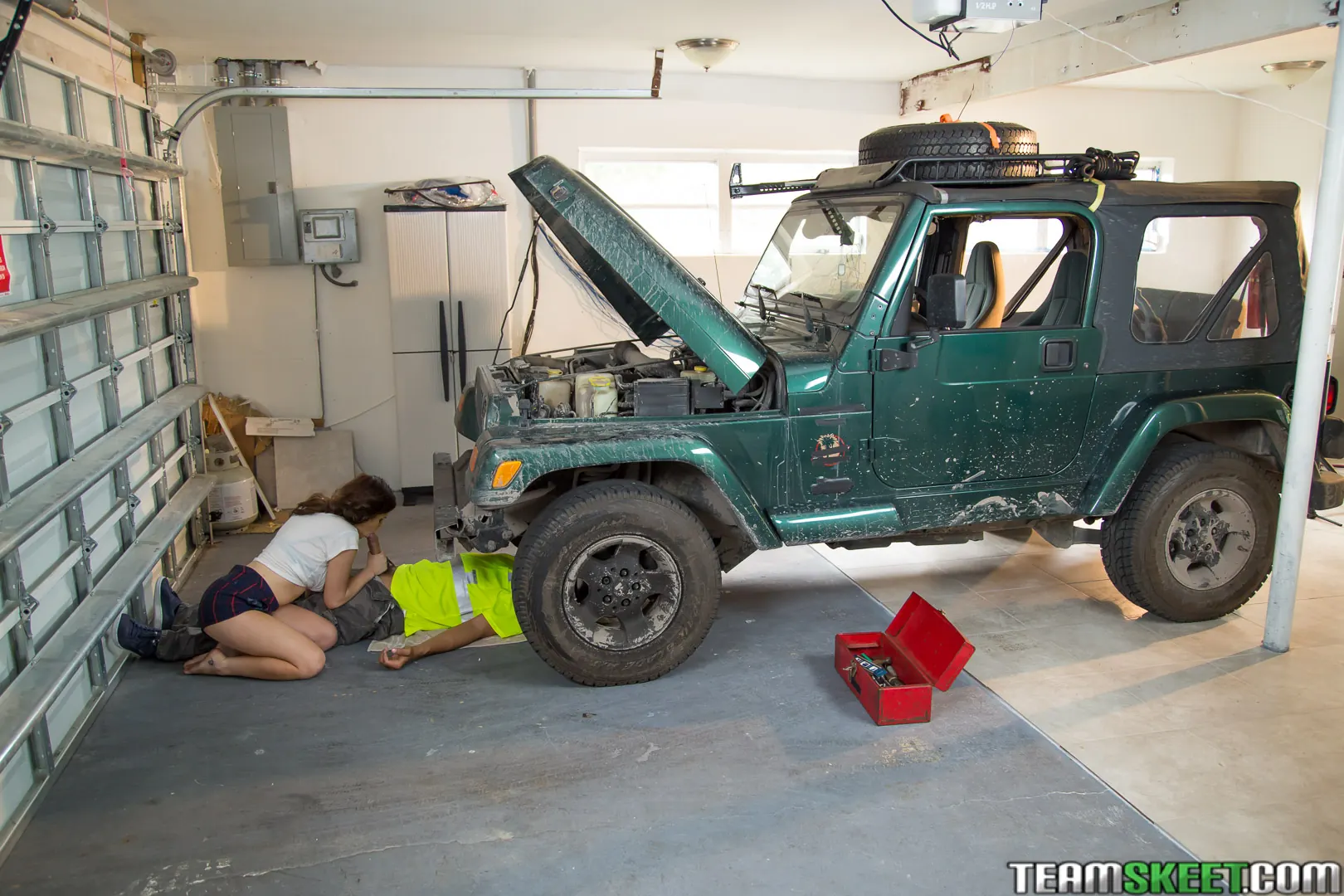 Team Skeet 'The Auto Erotic Spinner' starring Karlie Brooks (Photo 14)