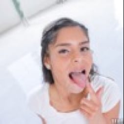 Katya Rodriguez in 'Team Skeet' Sucking For The Selfie (Thumbnail 160)