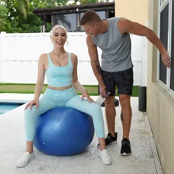 Kay Lovely en 'Team Skeet' Un entrenamiento encantador (Miniatura 70)