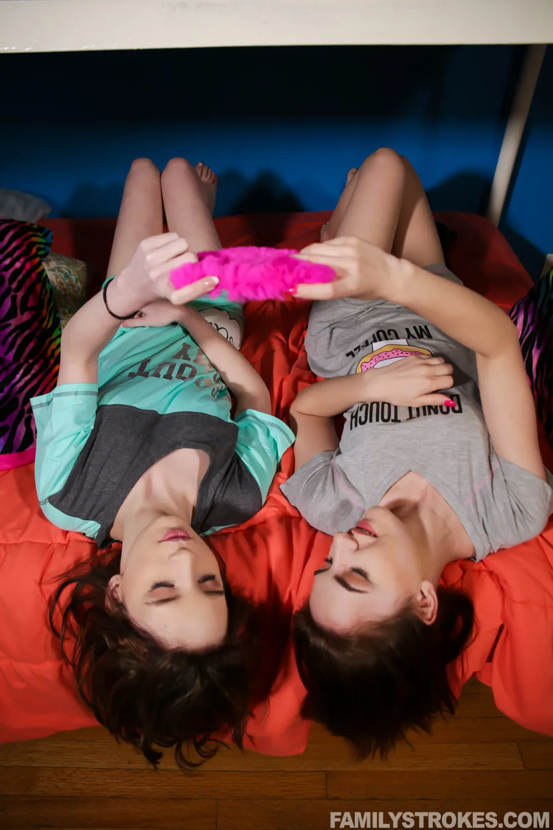 Team Skeet 'Pillow Fighters And Pillow Biters' starring Kelsey Kage (Photo 18)