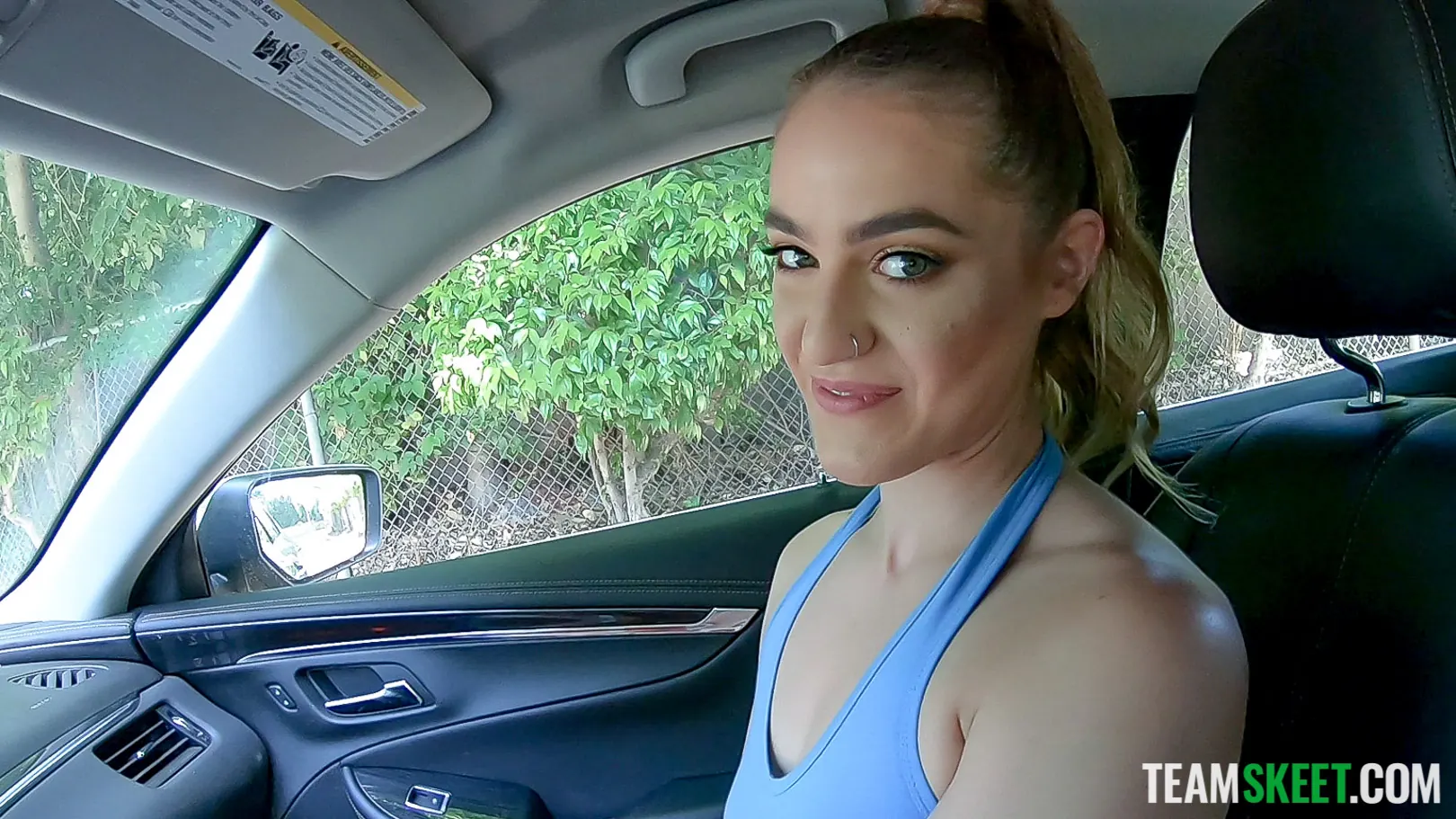 Kenzie Madison en 'Mueve ese trasero hacia aquí' from 'Team Skeet' (foto 1) Team Skeet 'Mueve ese trasero hacia aquí' protagonizando Kenzie Madison (foto 1)