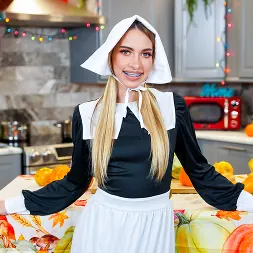 Khloe Kapri en 'Team Skeet' ¡Rosa y jugoso! (Miniatura 1)