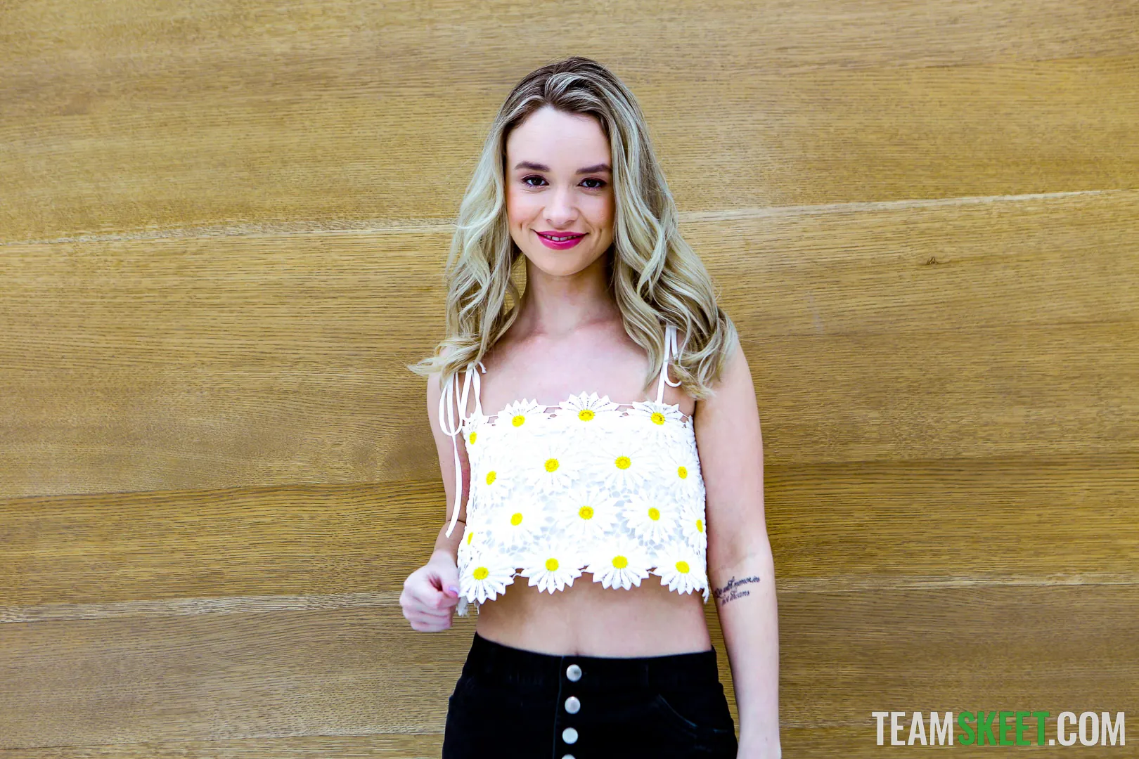 Team Skeet 'A Not So Innocent Newcomer' starring Khloe Kingsley (Photo 10)