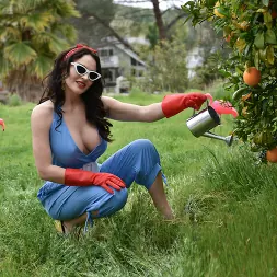 Krissy Lynn en Día de la Madre (foto 65) Krissy Lynn en 'Team Skeet' Día de la Madre (Miniatura 65)