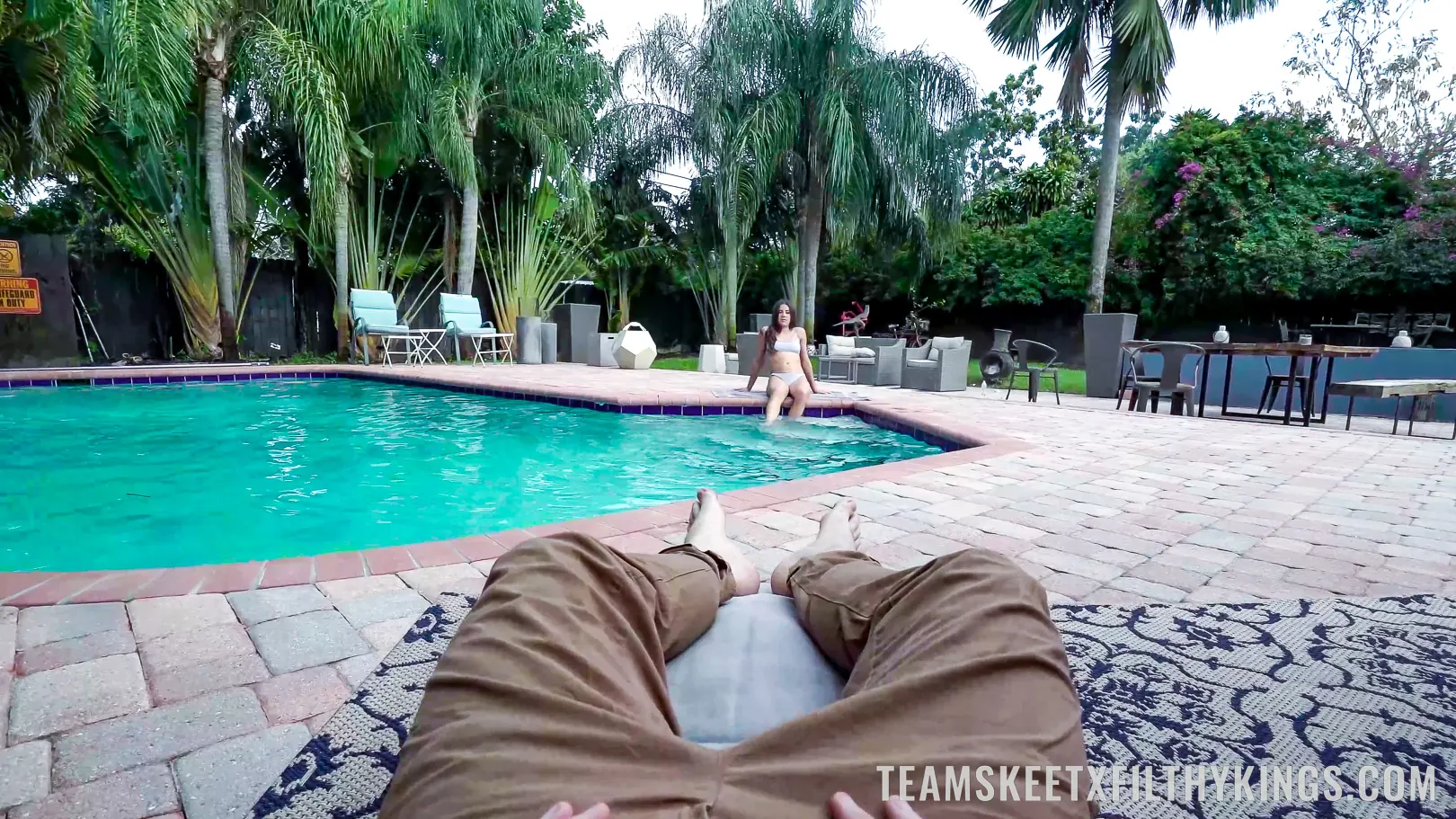 Team Skeet 'Busy By The Pool' starring Kylie Rocket (Photo 1)