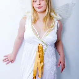 Kylie Shay in 'Team Skeet' Touched by an Angel (Thumbnail 6)