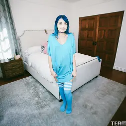 Lacy Lennon in 'Team Skeet' Super Hot Stepsister Thots (Thumbnail 1)