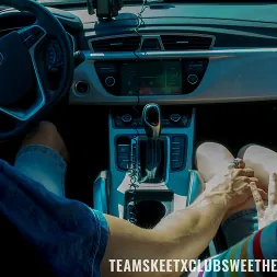 Lagoon Blaze in 'Team Skeet' Catching a Ride (Thumbnail 14)