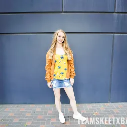 Lana Sharapova en Un lugar protegido de la lluvia (foto 4) Lana Sharapova en 'Team Skeet' Un lugar protegido de la lluvia (Miniatura 4)