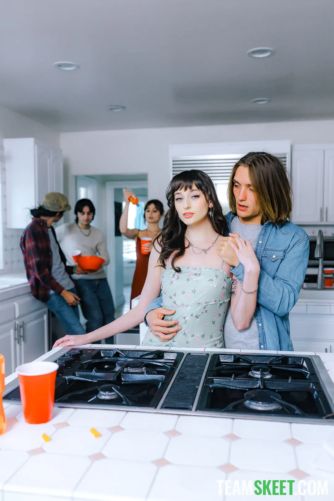 Team Skeet 'Stepbro toma la v-card de Lana' protagonizando Lana Smalls (foto 32)