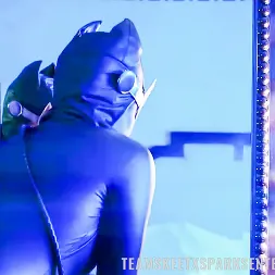 Lauren Phillips in 'Team Skeet' Batgirl-on-Catgirl Action (Thumbnail 1)