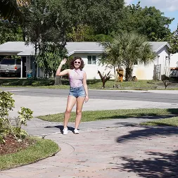 Leana Lovings en 'Team Skeet' Método de pago alternativo (Miniatura 1)