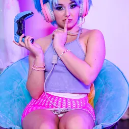 Leana Lovings in 'Team Skeet' Concept: Game Night (Thumbnail 1)