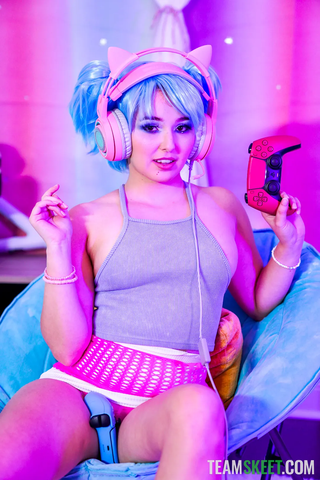 Team Skeet 'Concepto: Noche de juegos' protagonizando Leana Lovings (foto 9)