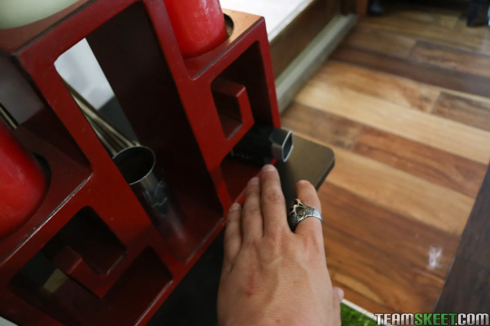 Team Skeet 'Skinflix y relajación' protagonizando Lily Jordan (foto 1)