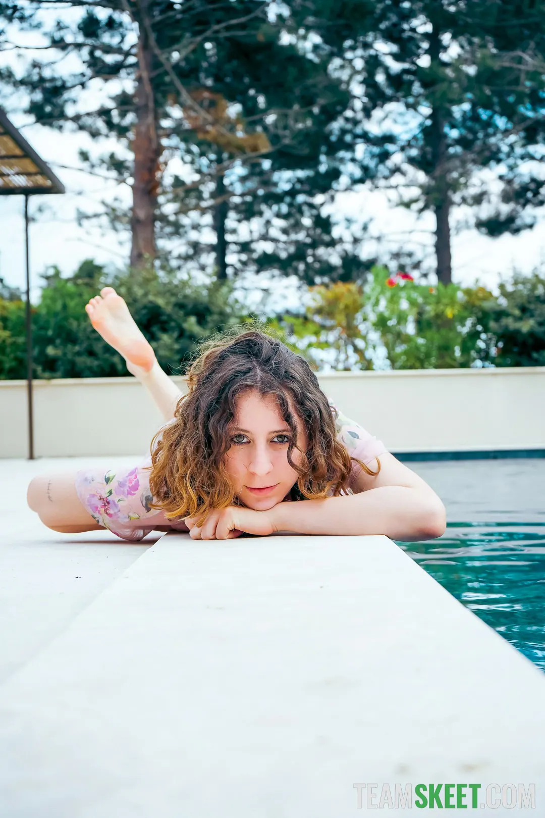 Team Skeet 'The Lost Vlogger' starring Little Arden (Photo 12)