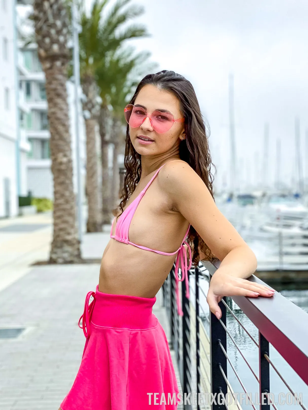 Team Skeet 'Met Her By The Water' starring Liz Jordan (Photo 15)