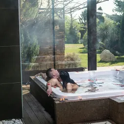 Loren Minardi en Amor al primer bocado (foto 15) Loren Minardi en 'Team Skeet' Amor al primer bocado (Miniatura 15)