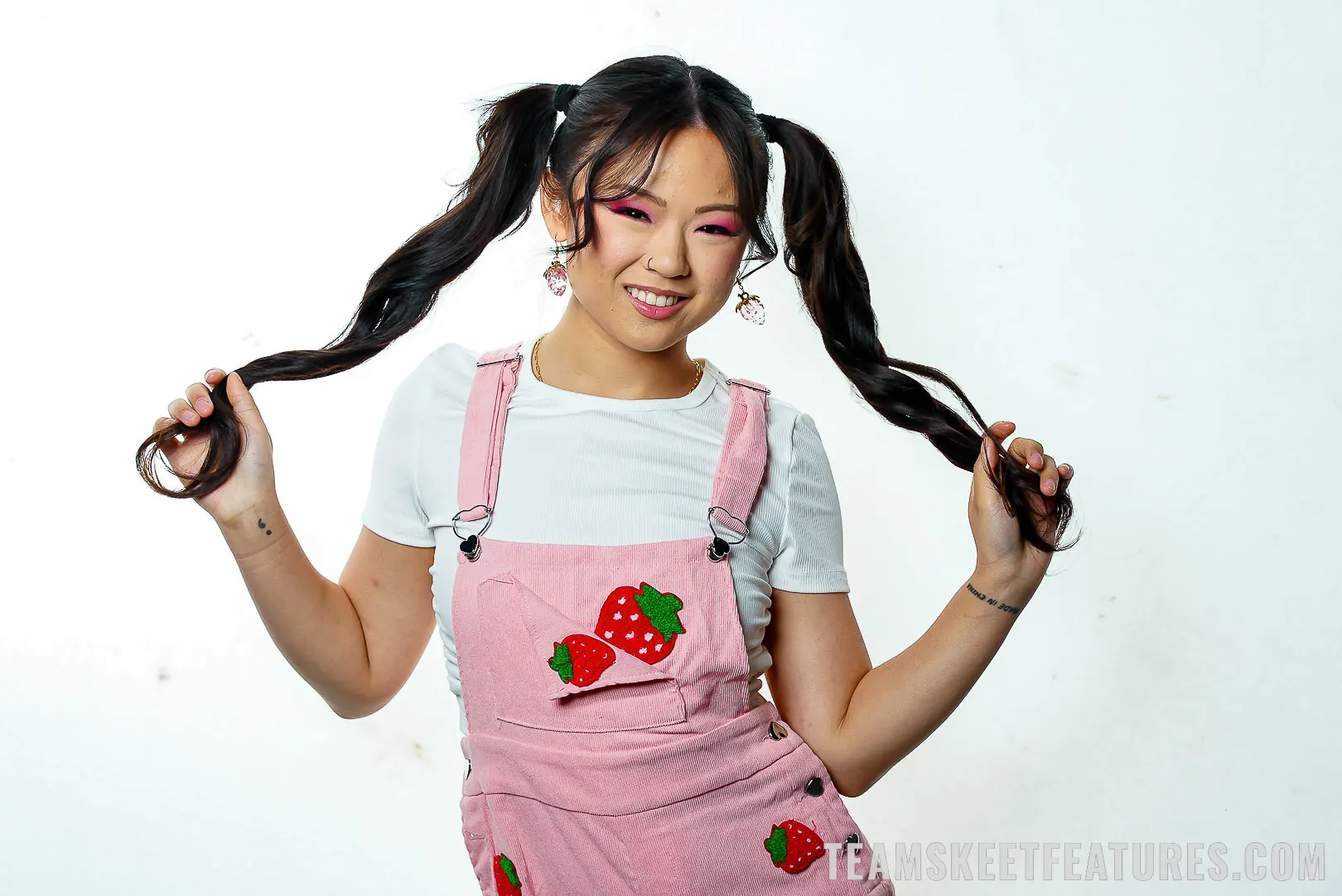 Team Skeet 'Sé lo que hizo Chu el verano pasado' protagonizando Lulu Chu (foto 112)