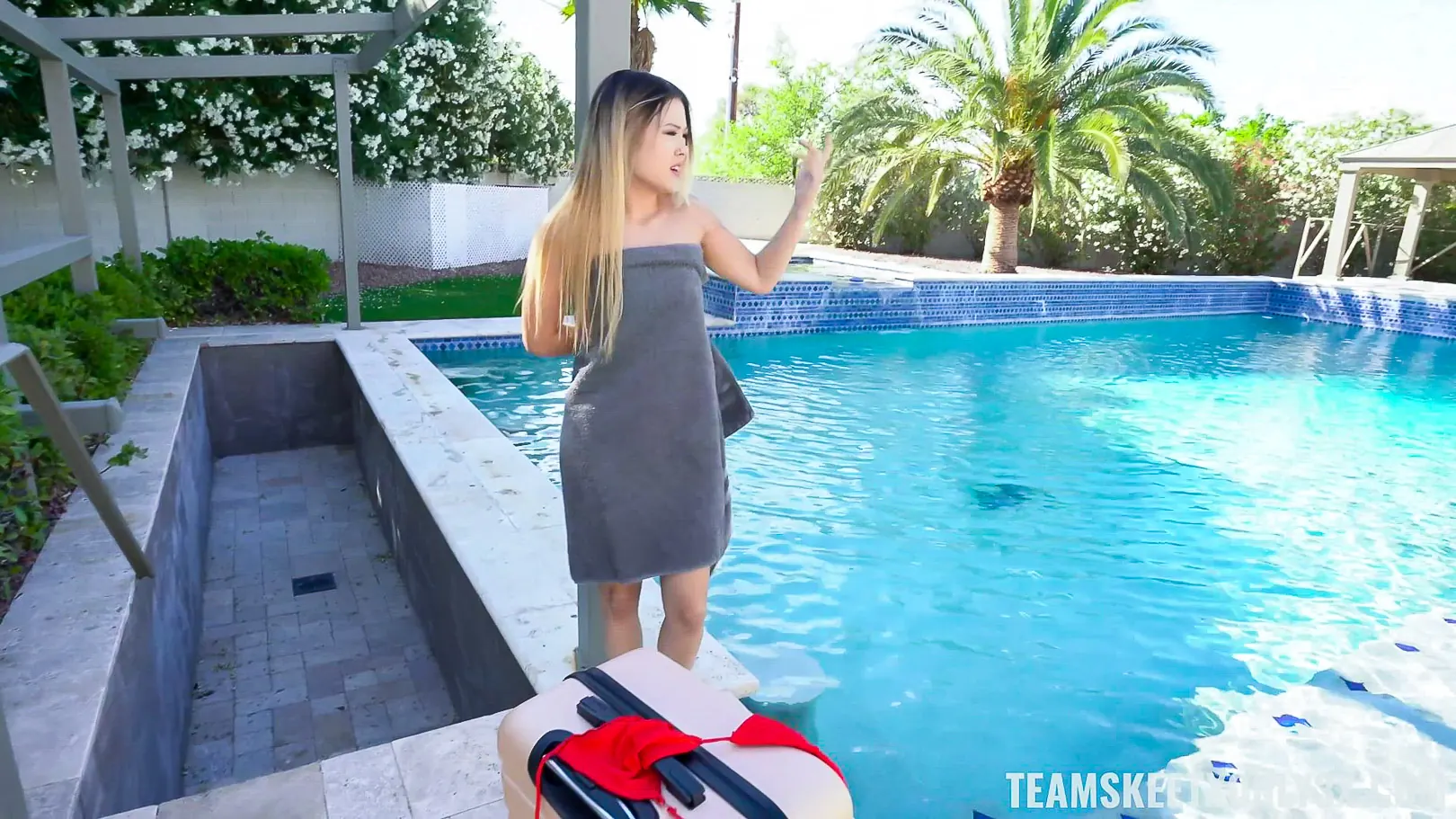 Team Skeet '¡Apenas cabe!' protagonizando Lulu Chu (foto 21)