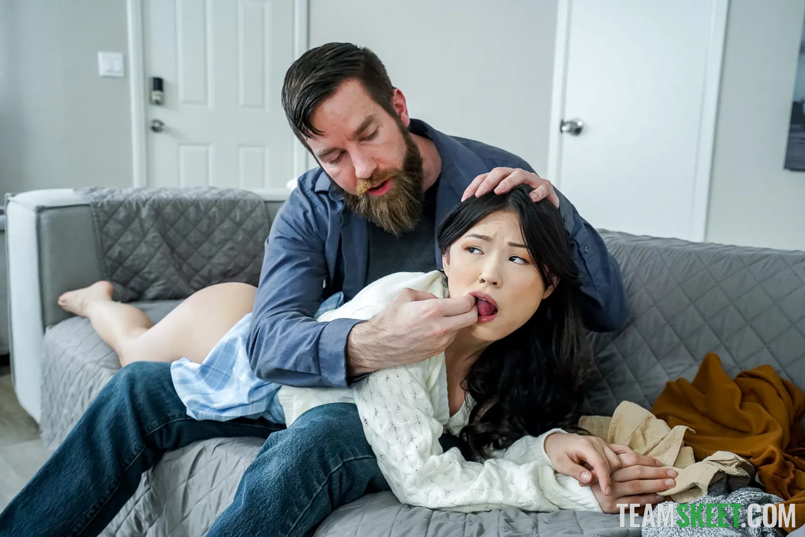 Lulu Chu en 'La niñera necesita azotes' from 'Team Skeet' (foto 54) Team Skeet 'La niñera necesita azotes' protagonizando Lulu Chu (foto 54)