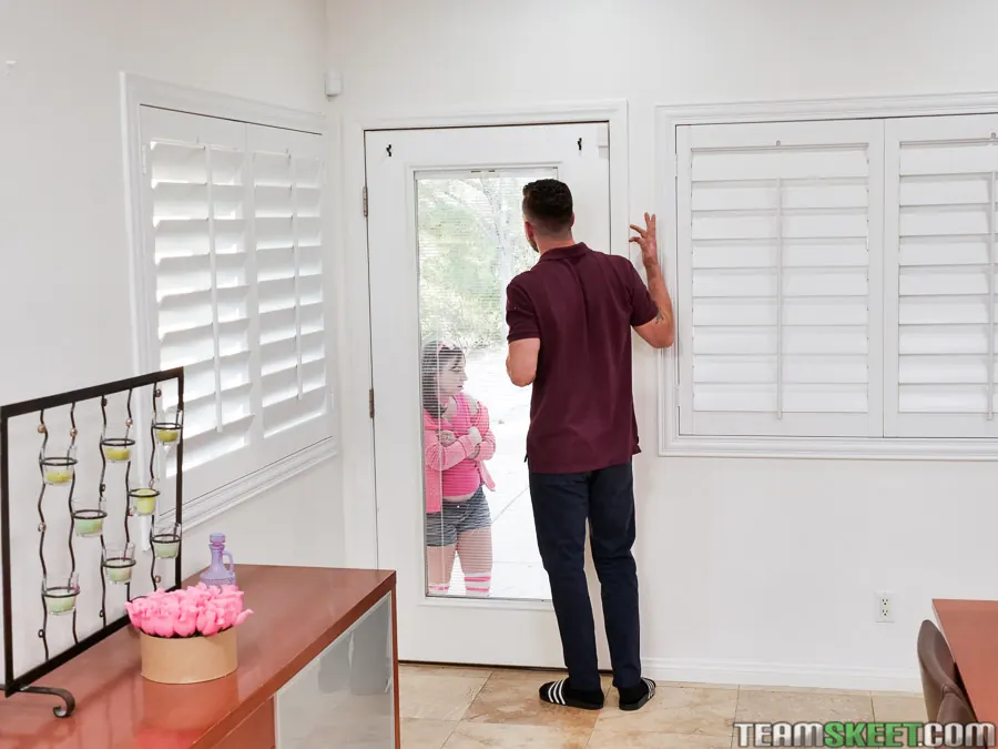 Team Skeet 'Hide, then Seek, then Fuck' starring Luna Bright (Photo 36)