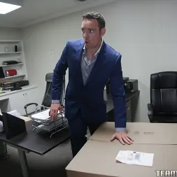 Luna Rival en 'Team Skeet' Desempaquetando una novia (Miniatura 27)