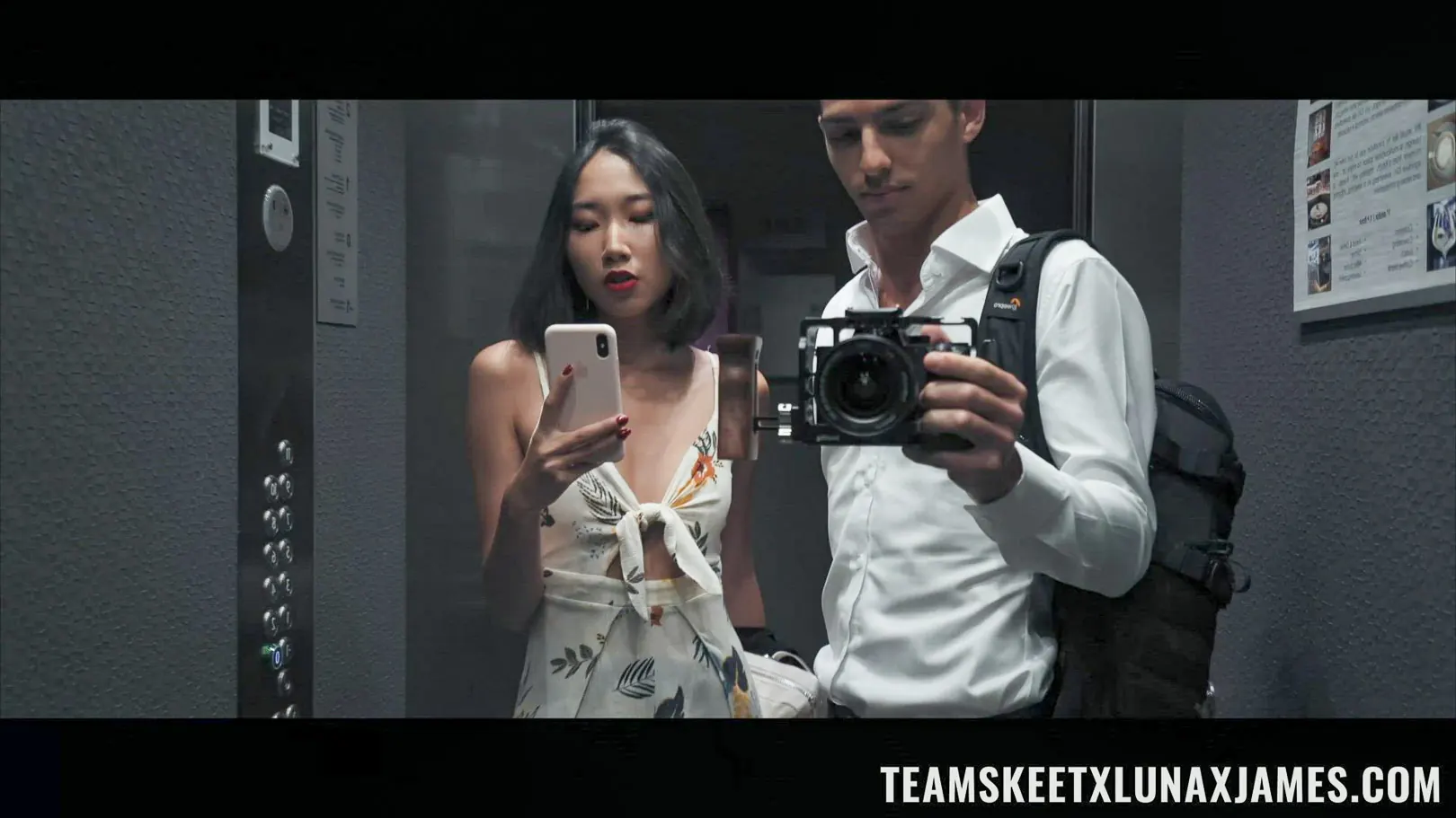 Team Skeet 'Lingerie at the Hotel' starring Luna X (Photo 3)